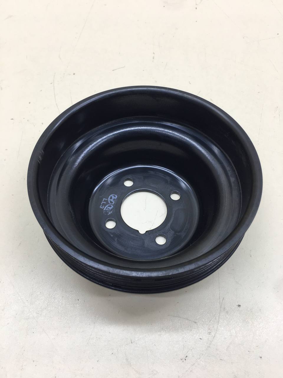 Шкив водяного насоса (помпы) Kia Sorento (UM) 2015>