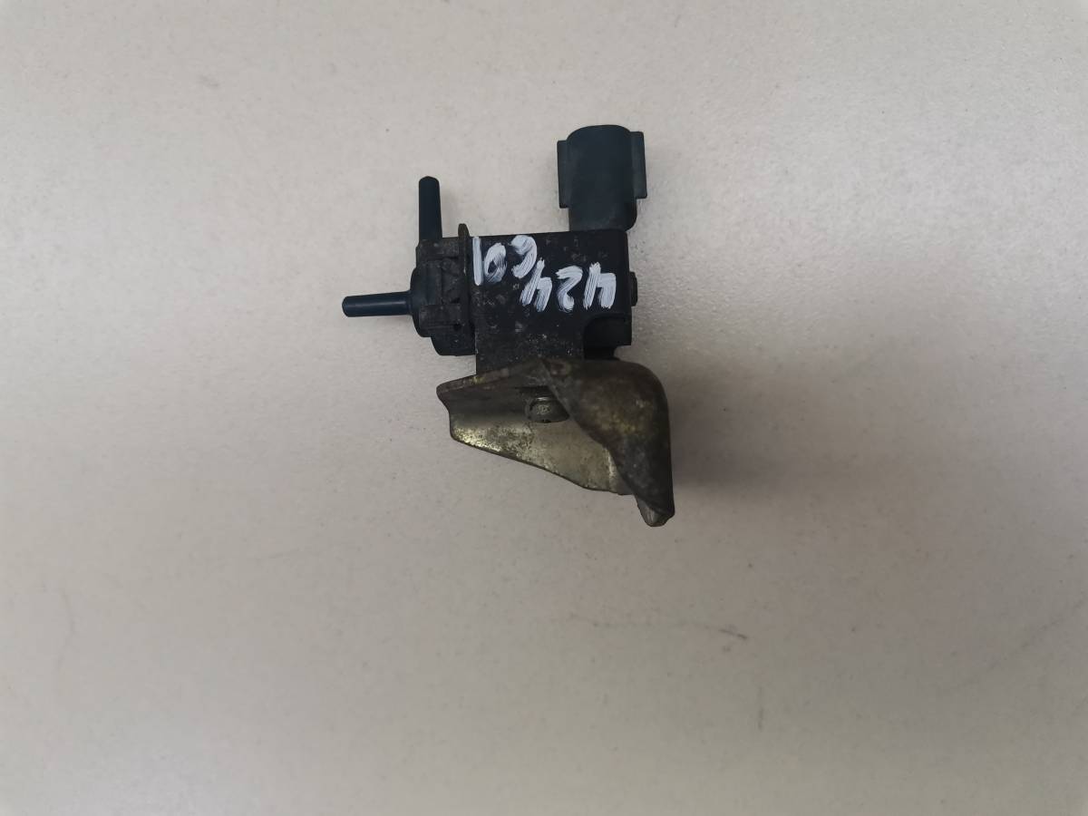 Клапан вакуумный Toyota Corolla E100 1991-1996