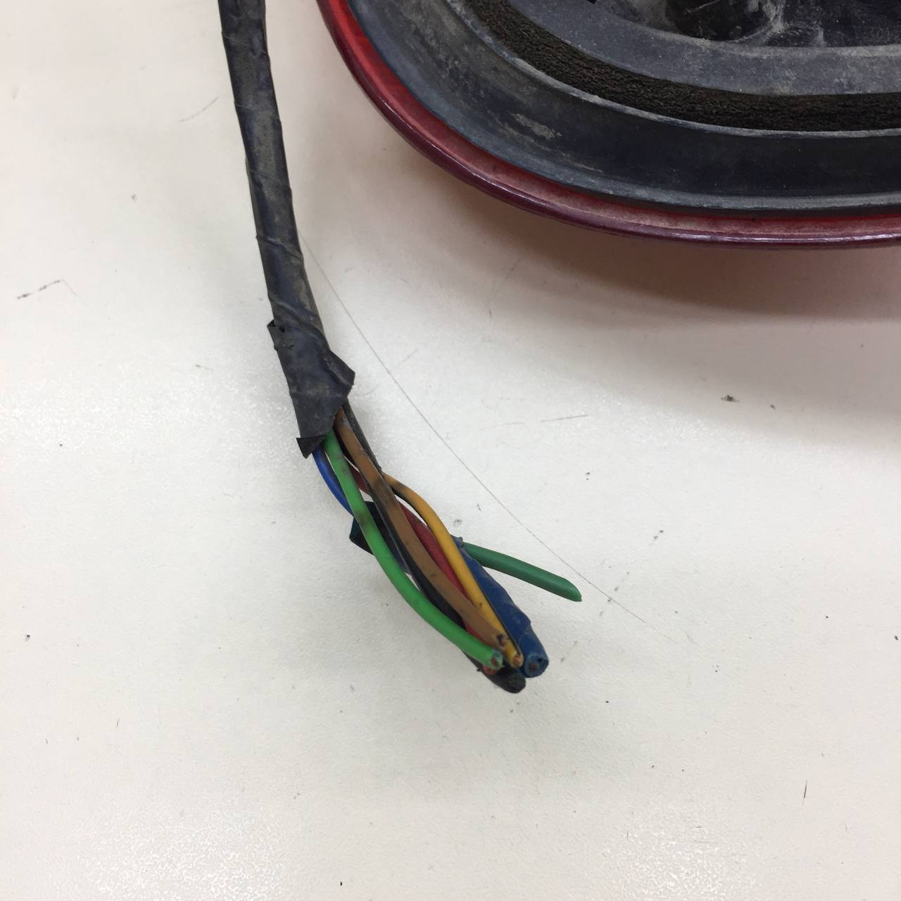 Фонарь задний правый Chevrolet Niva 2002-2009