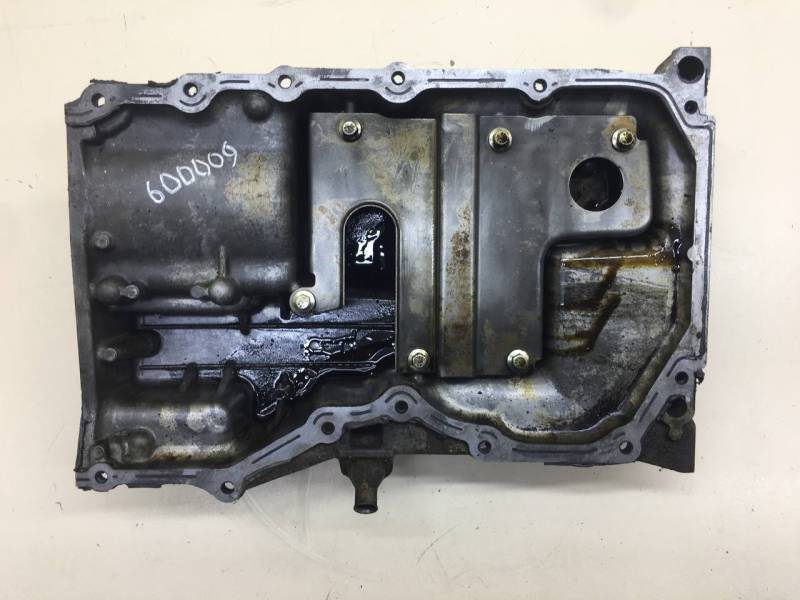 Поддон масляный двигателя Ford C-MAX 2003-2010