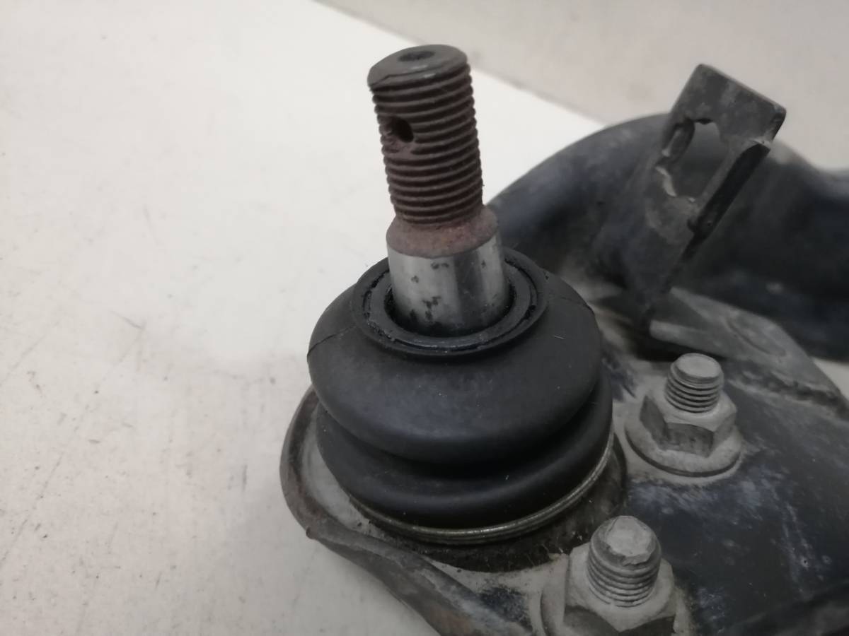 Рычаг передний верхний левый Great Wall H3 2010-2016