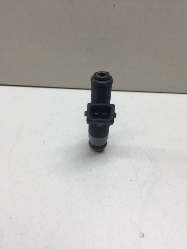 Форсунка инжекторная электрическая Lada 2108 1984-2003