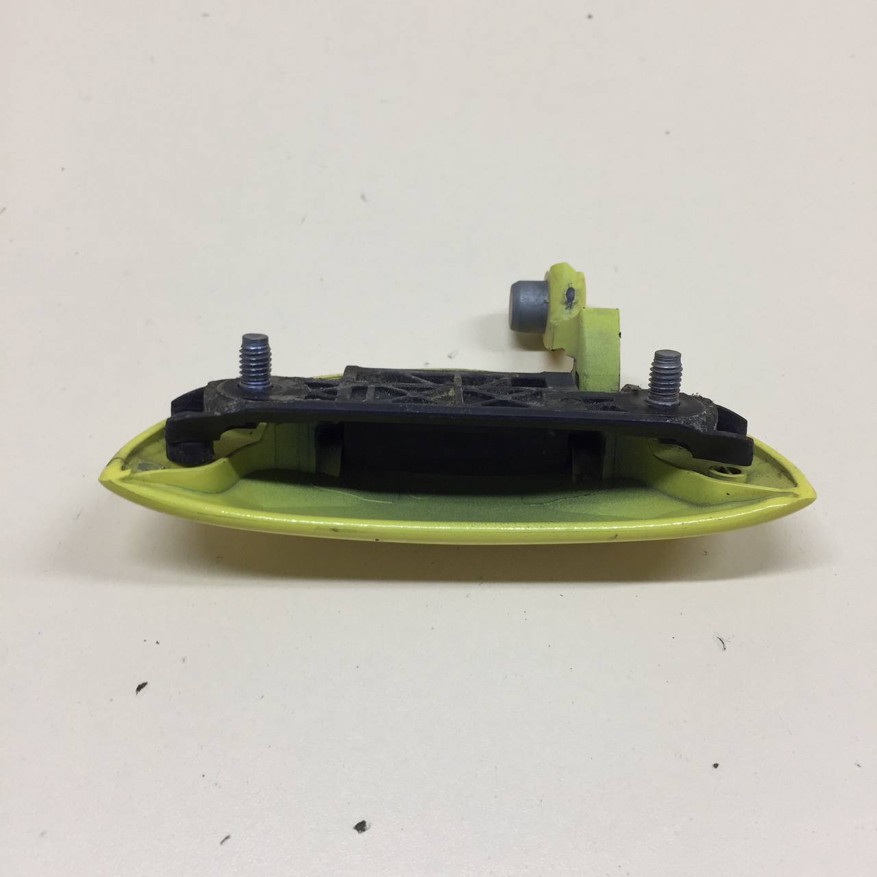 Ручка двери задней наружная правая Peugeot 107 2006-2014