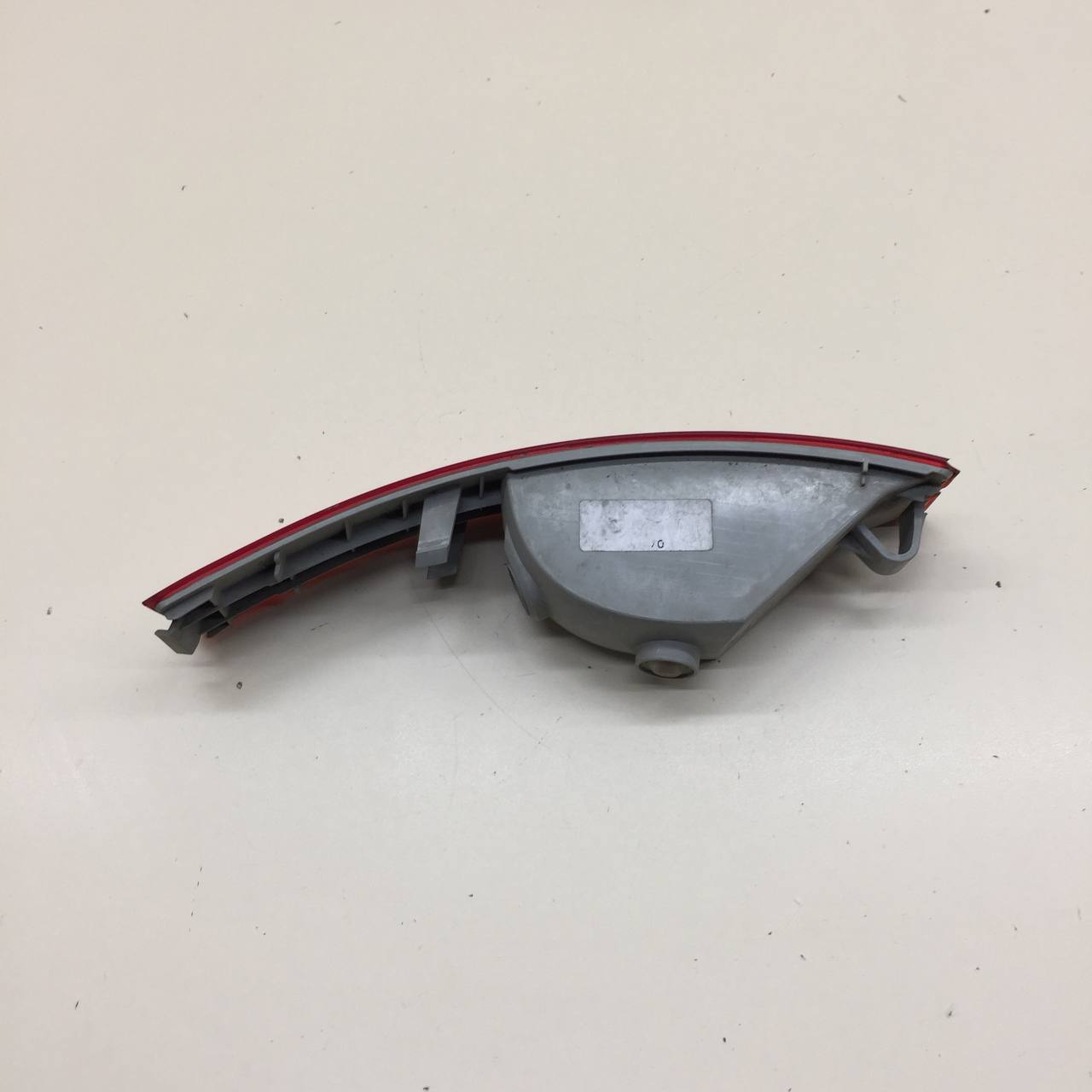 Фонарь задний в бампер левый Volvo XC90 2002-2015