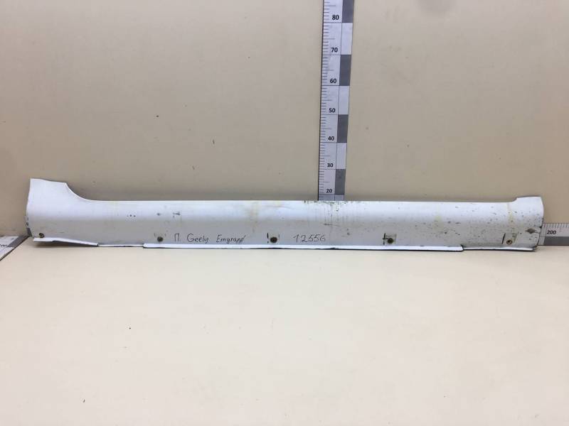 Накладка на порог (наружная) Geely Emgrand EC7 2008>