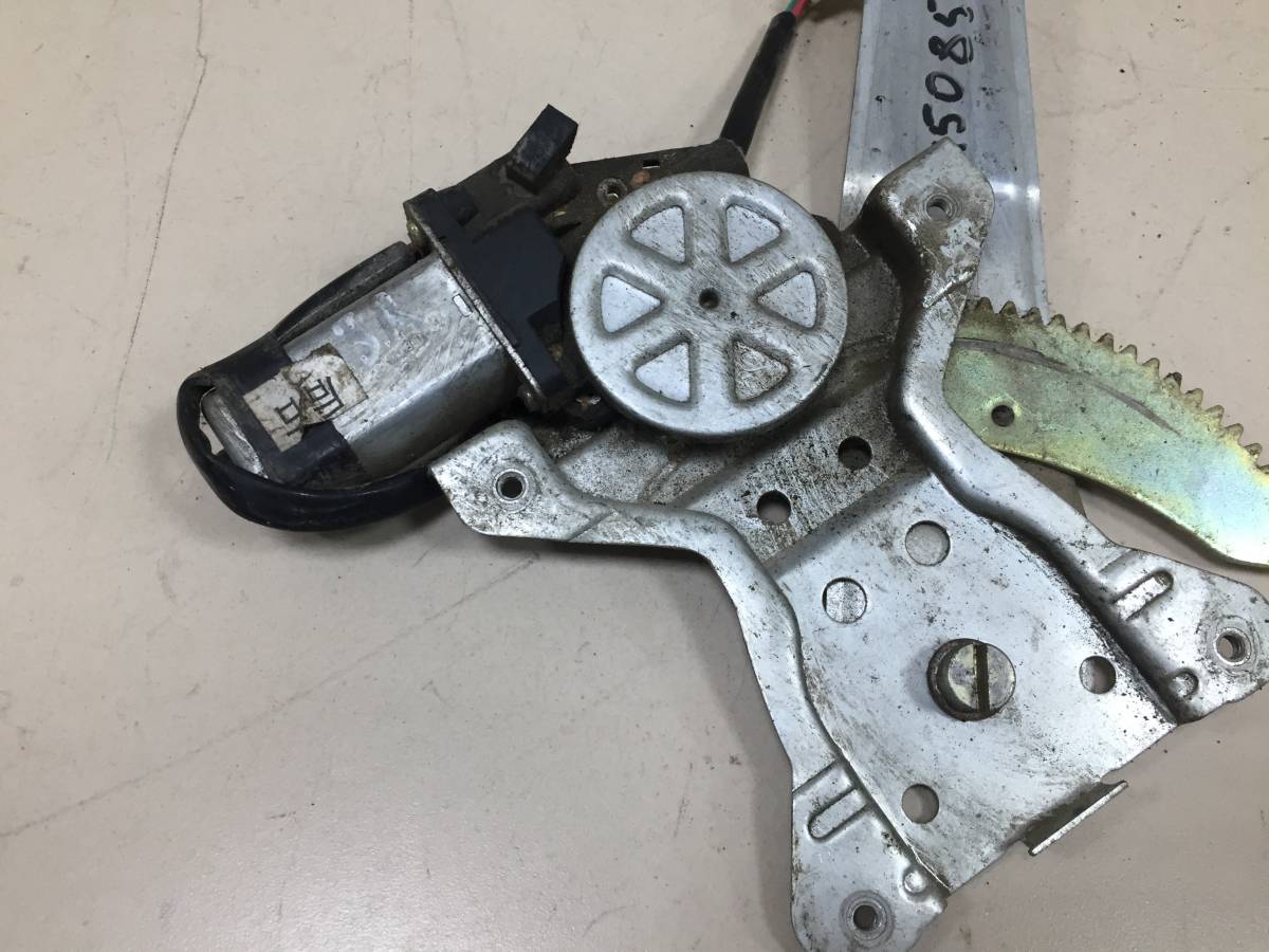 Стеклоподъемник электр. задний правый FAW Vita 2008>