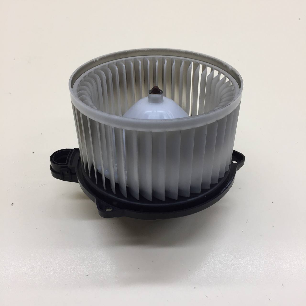 Моторчик отопителя Genesis G70 2017-2022