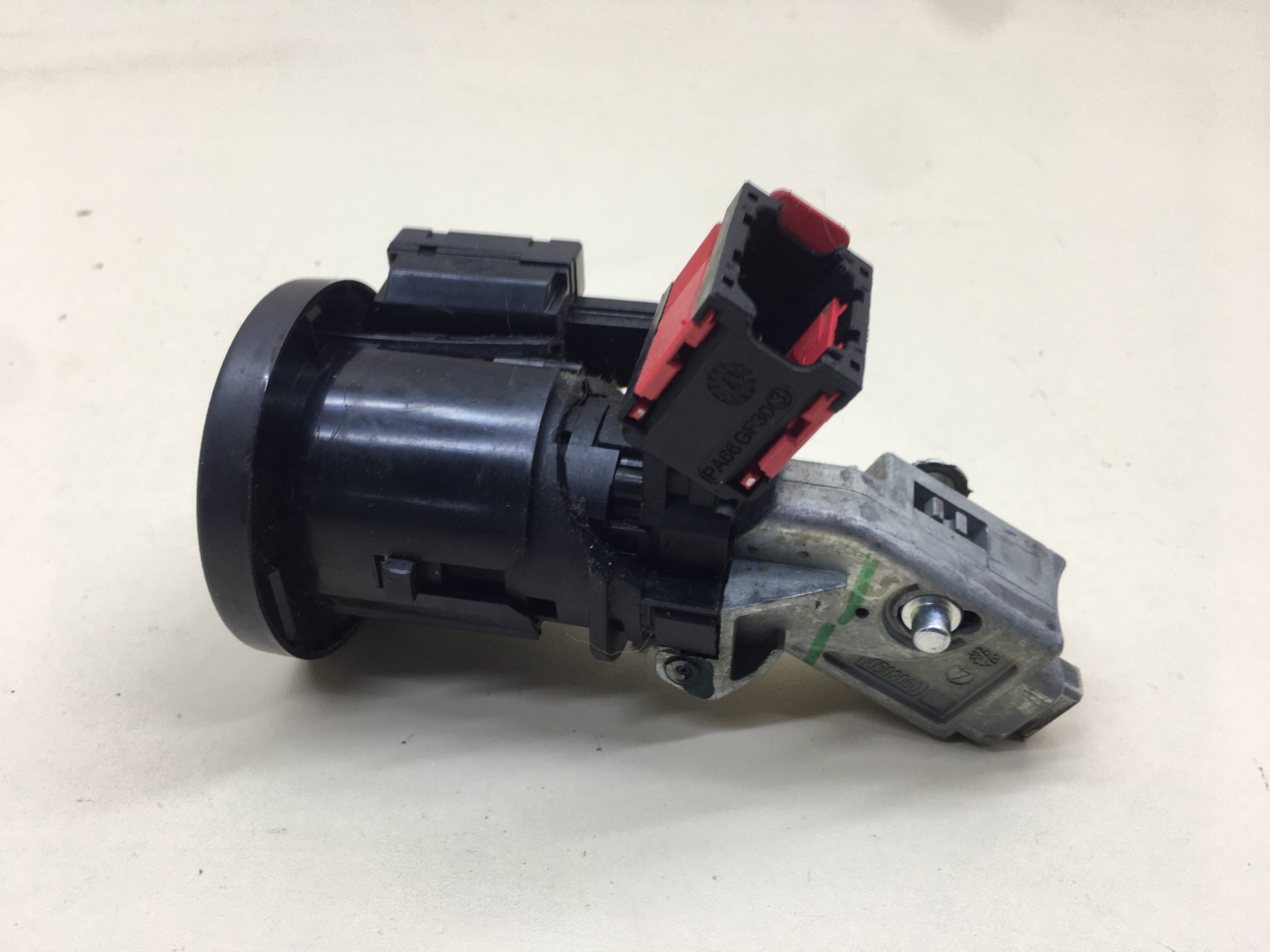 Замок зажигания Lada X-RAY 2016>