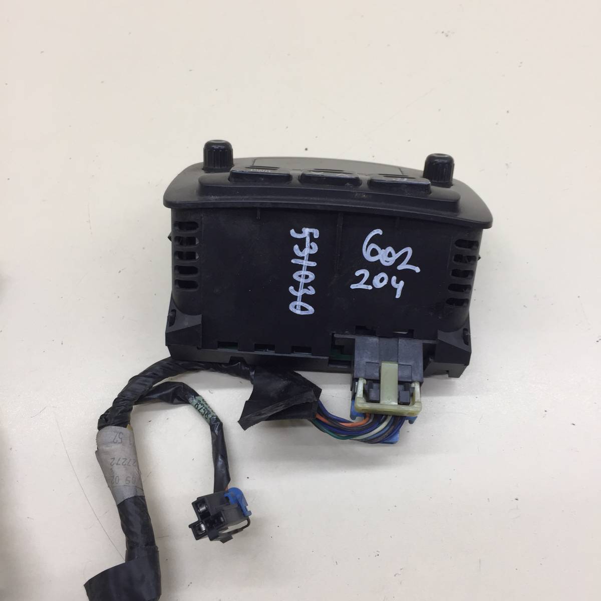 Блок управления климатической установкой Chevrolet TrailBlazer (GMT360) 2001-2010