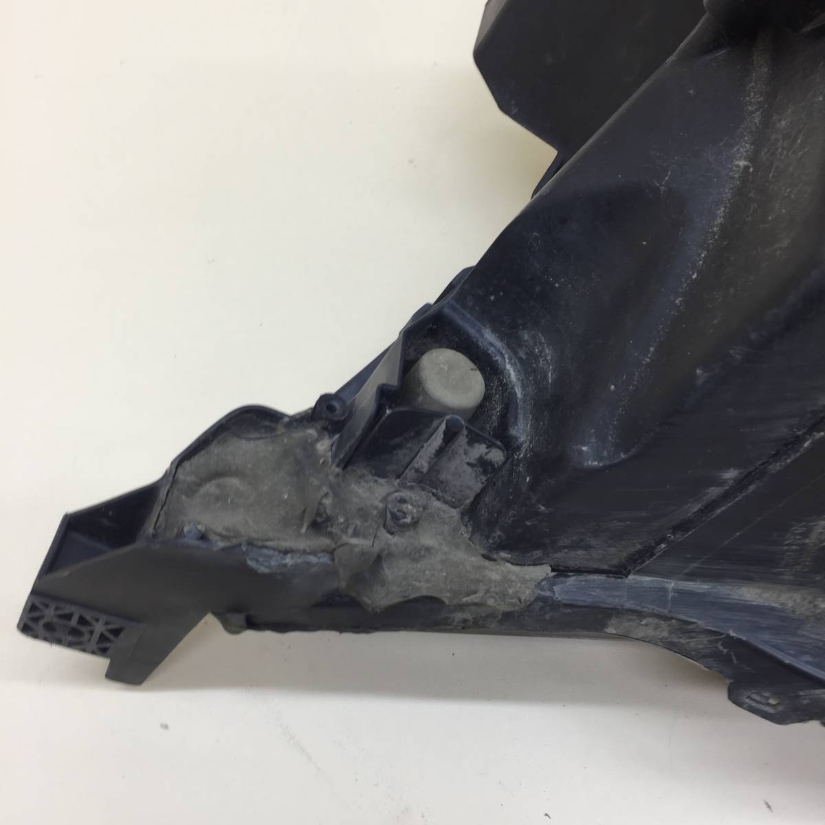 Фара правая Lexus LX570 (J200) 2007-2015