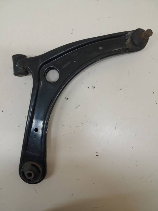 Рычаг передний правый Mitsubishi Lancer X (CX, CY)  2007>