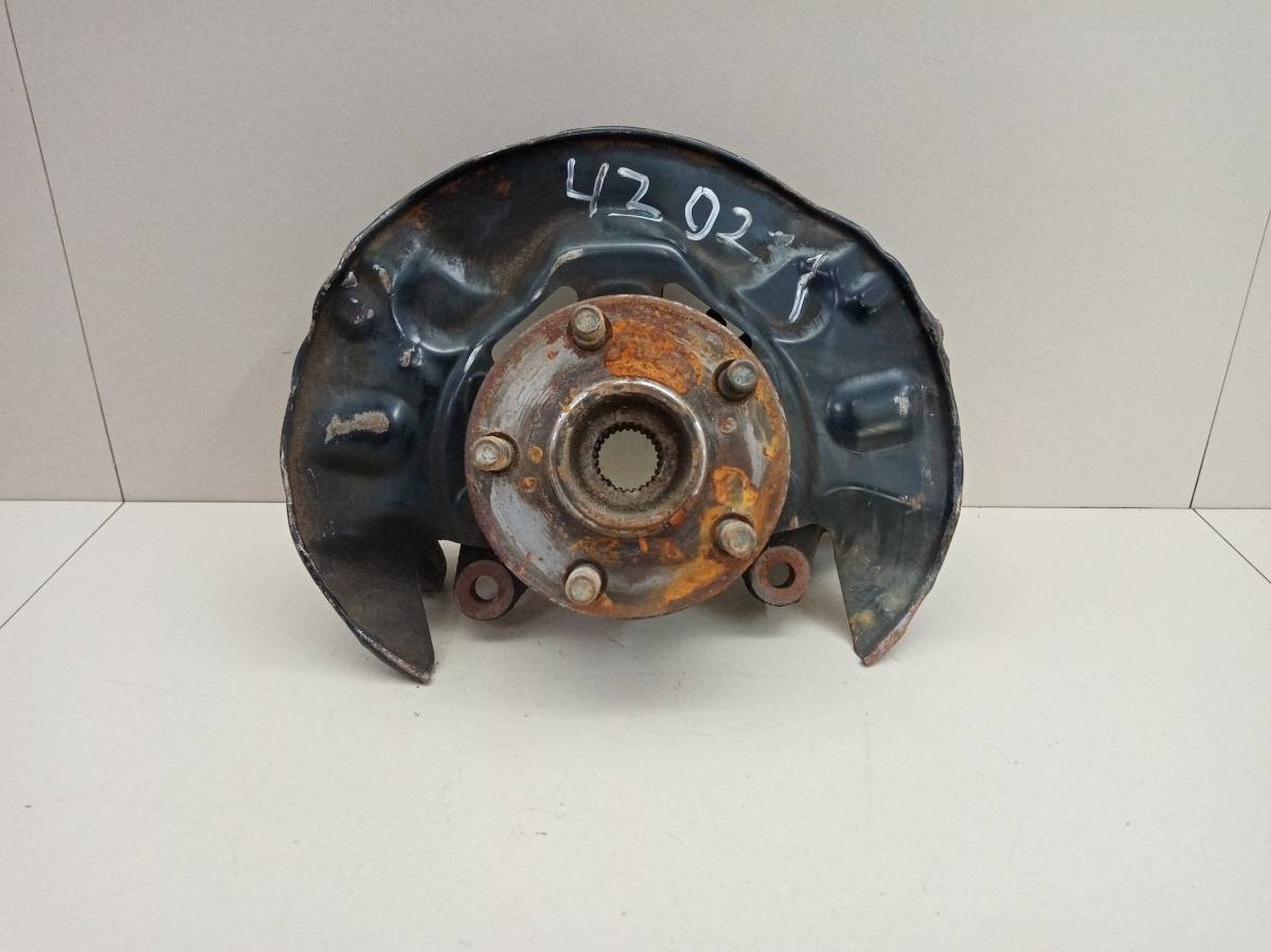 Кулак поворотный передний правый Toyota Allion (T240) 2001-2007