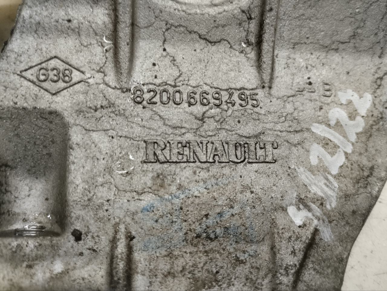 Кронштейн генератора Renault Duster (HSA, HSM) 2012>