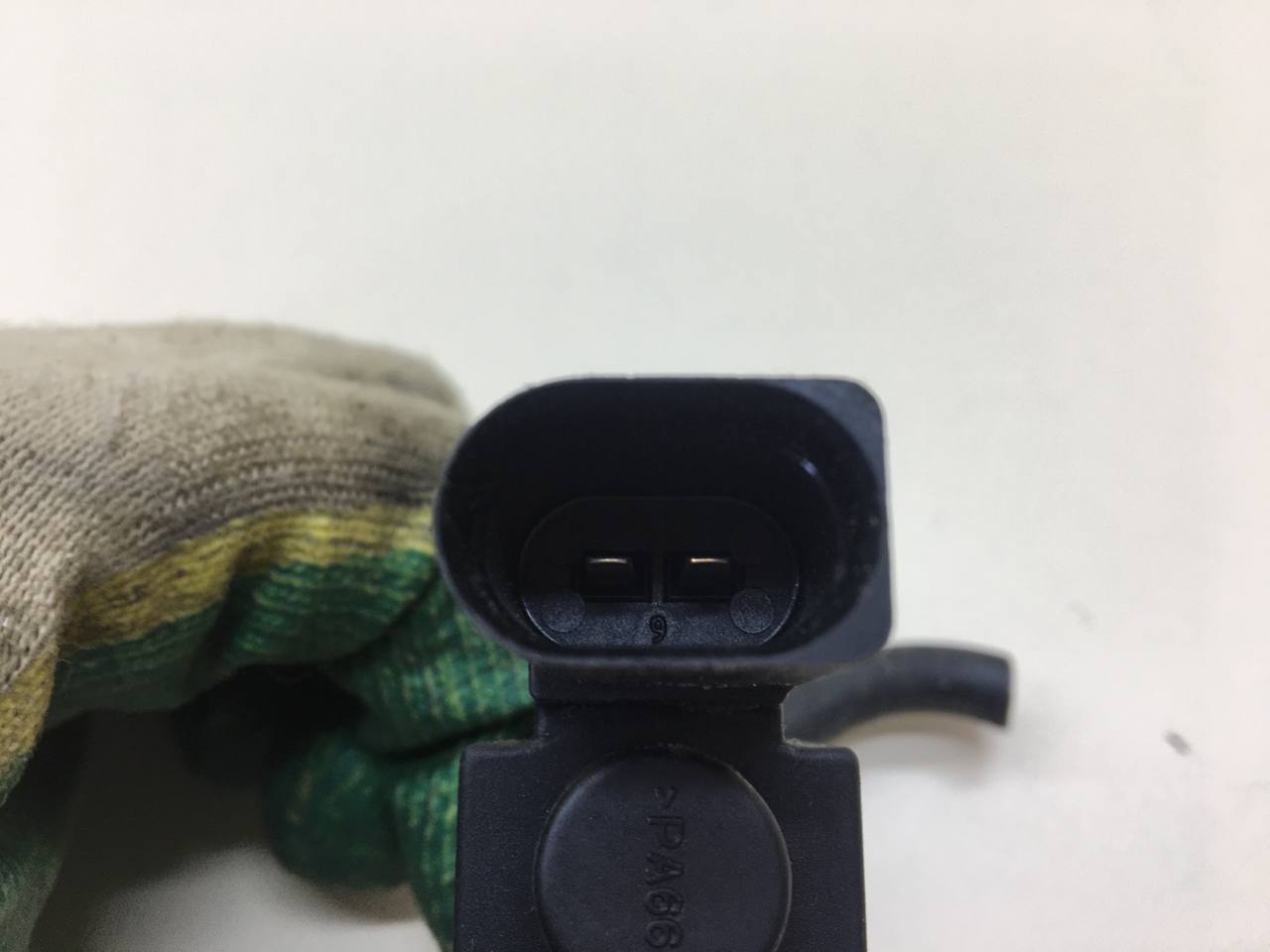 Клапан электромагнитный Volkswagen Passat B7 2011-2015