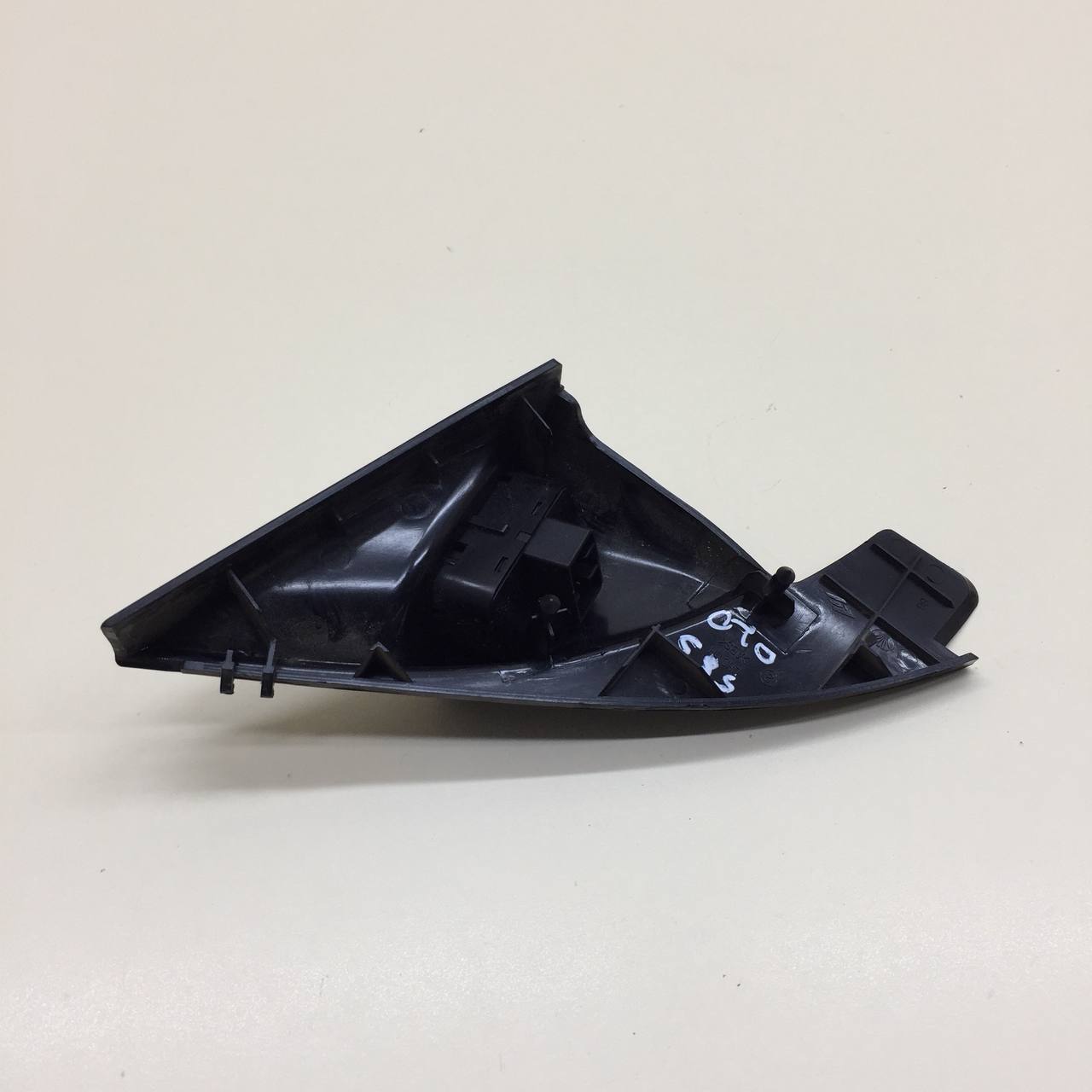 Крышка зеркала внутренняя левая Chevrolet Lacetti (J200) 2003-2013