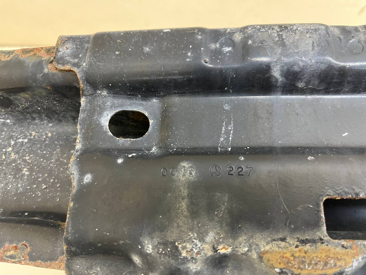 Усилитель заднего бампера Mercedes-Benz M-Class (W166) 2011>