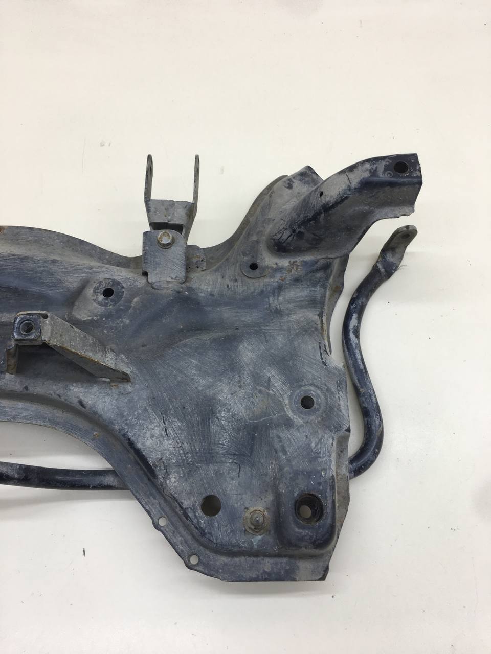 Балка подмоторная Peugeot 206 1998-2012