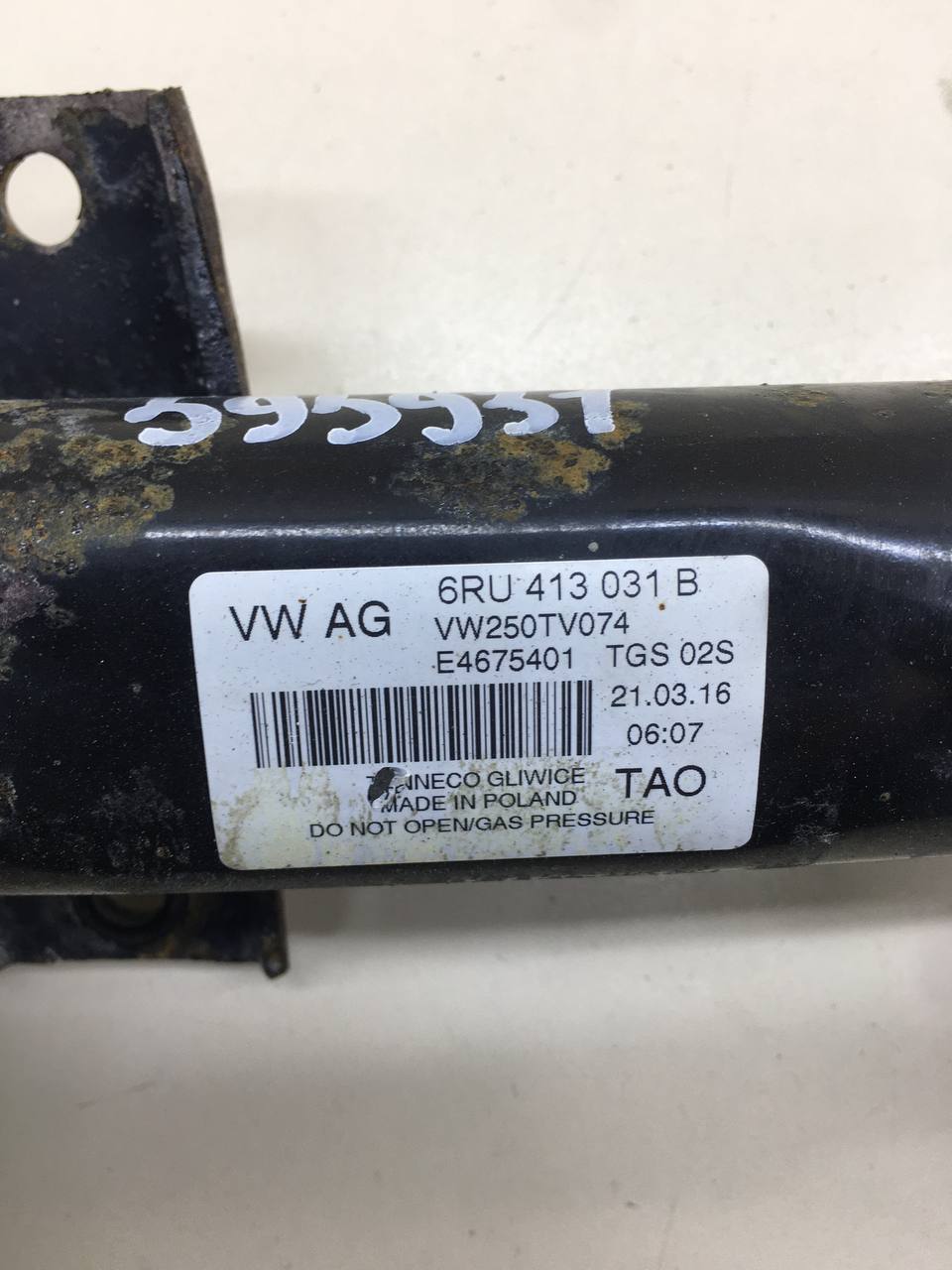 Амортизатор передний Volkswagen Polo (MK5) 2011-2020