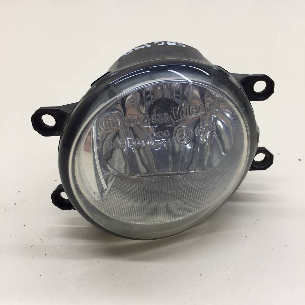 Фара противотуманная левая Toyota Rav 4 (A30) 2006-2013