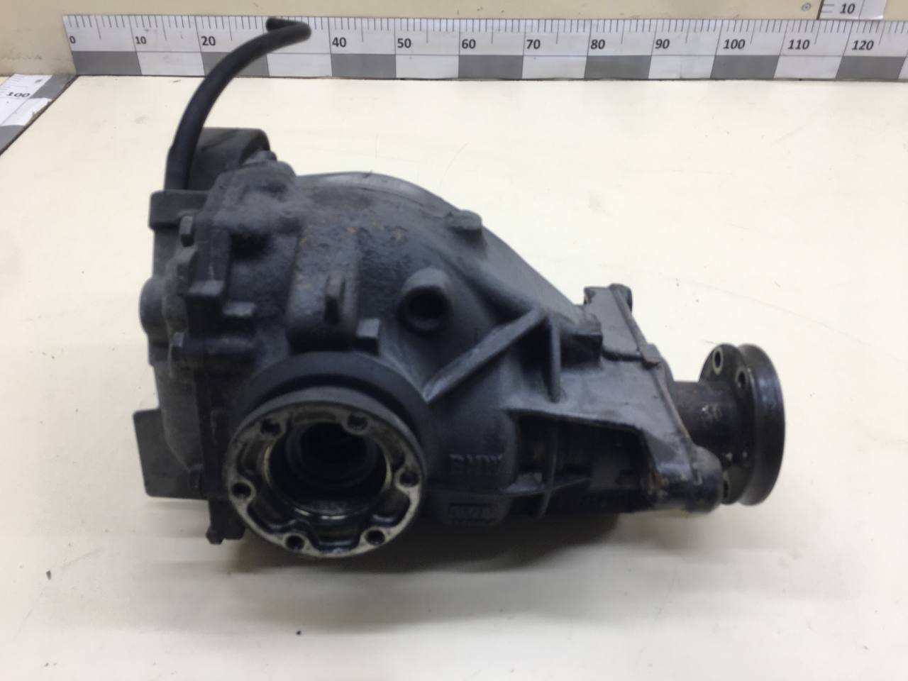 Редуктор заднего моста BMW X5 E53 2000-2007