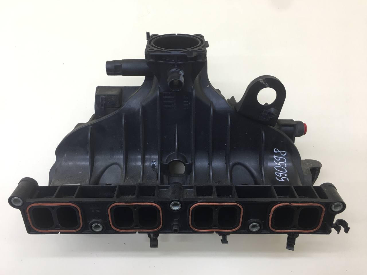 Коллектор впускной Volvo XC60 2008-2017