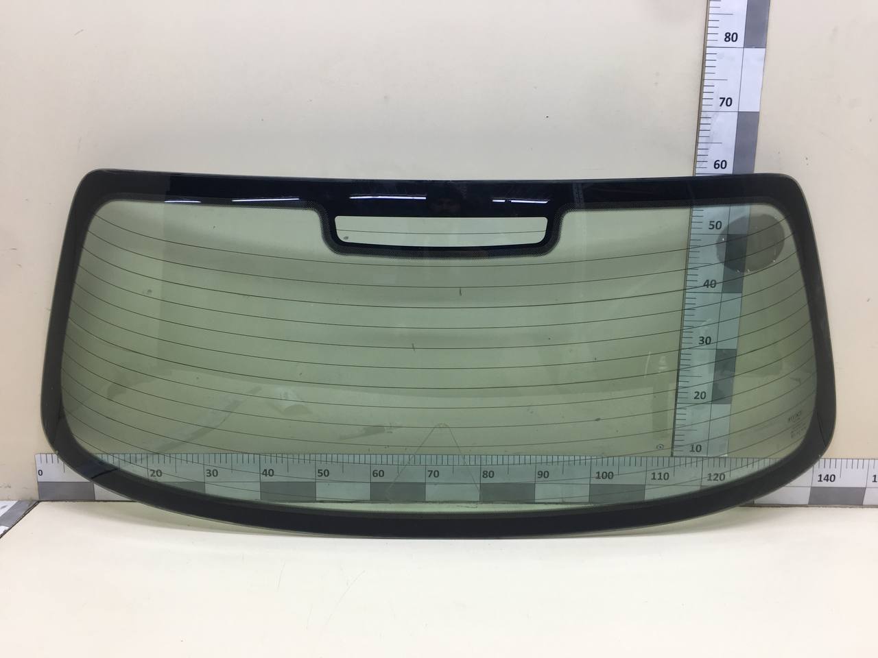 Стекло заднее Fiat Albea 2002-2012