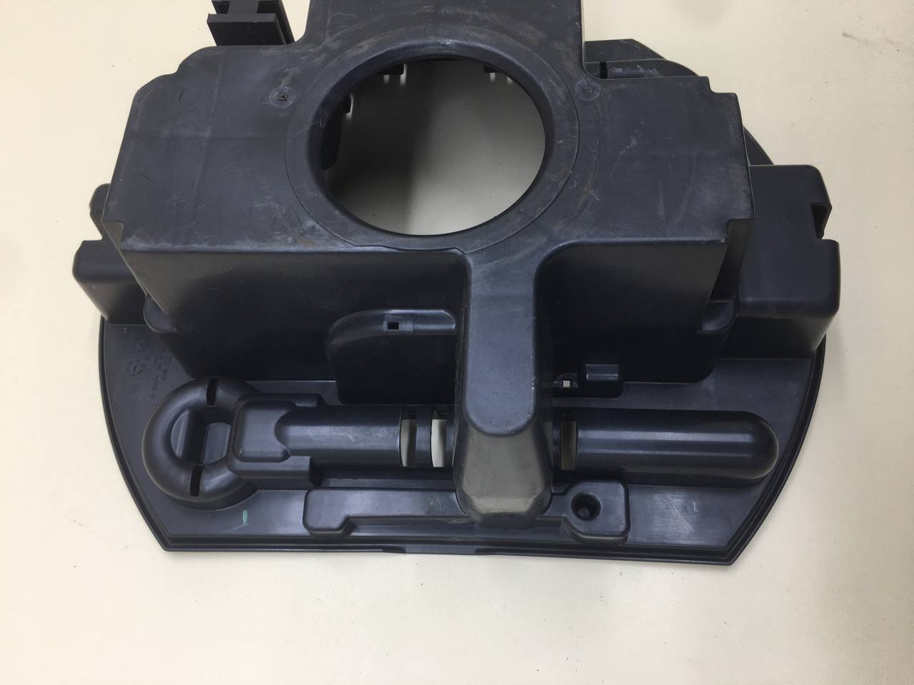 Ящик для инструментов Peugeot 207 2006-2013