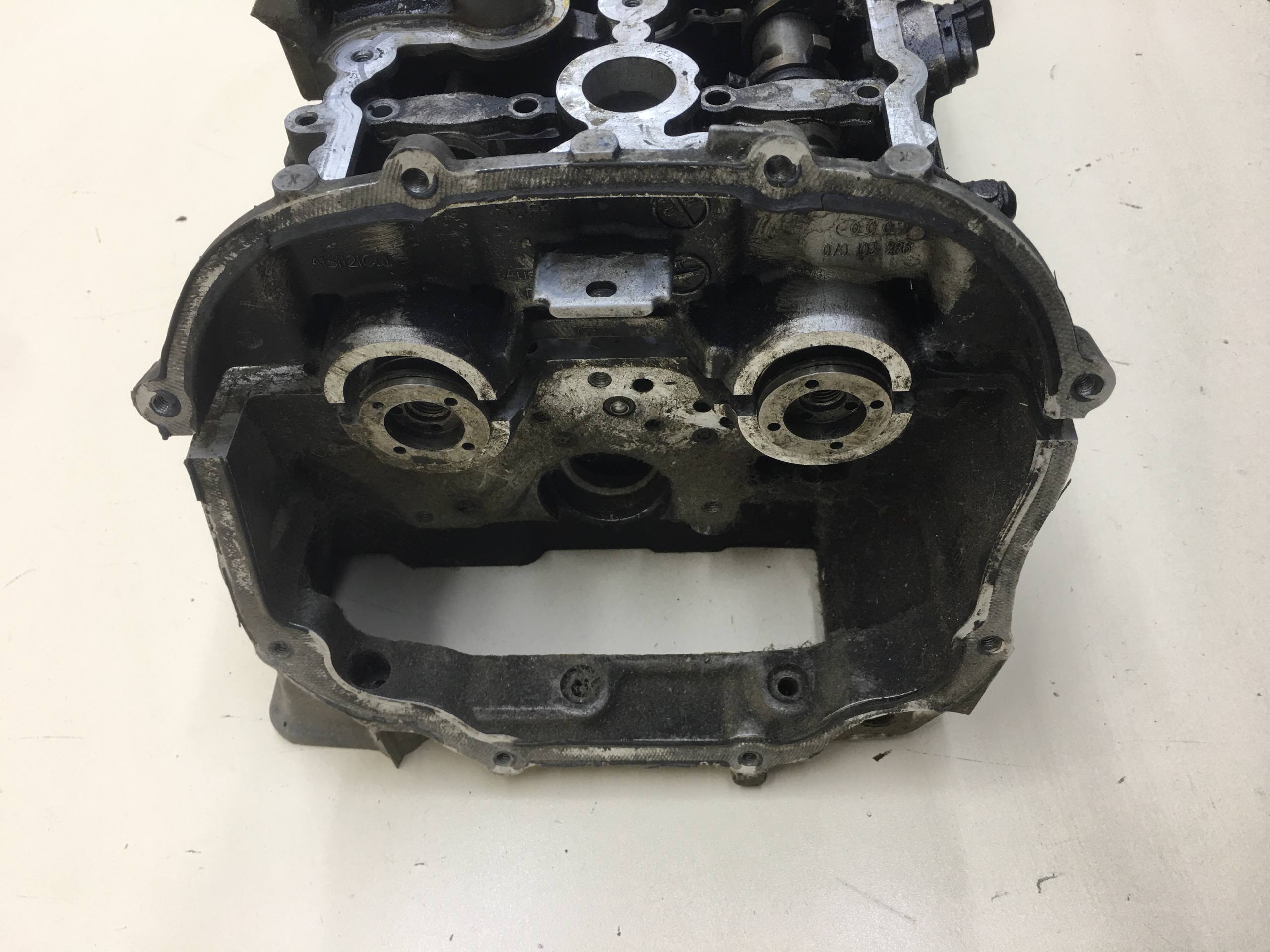 Головка блока цилиндров Audi Q7 (4L) 2005-2015