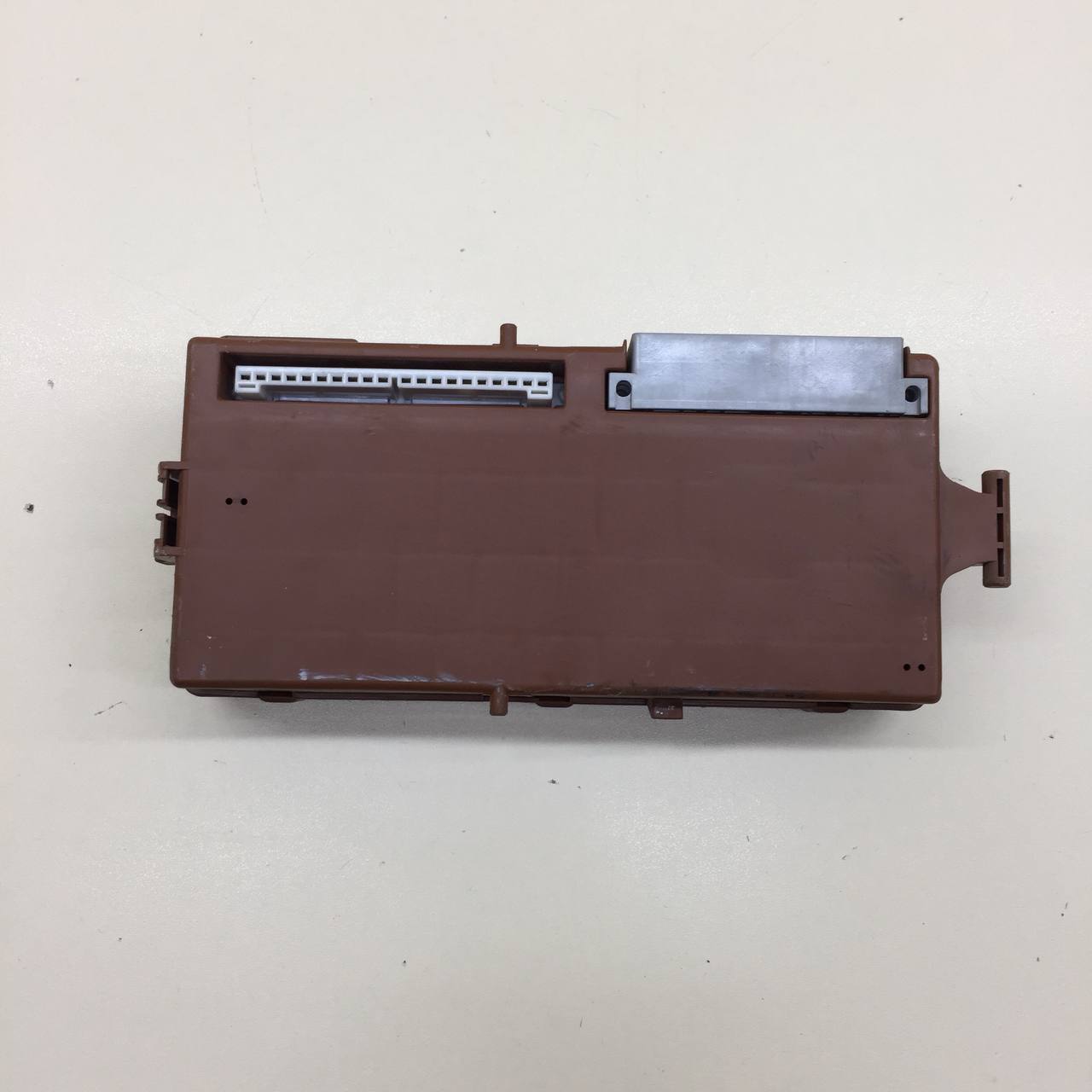 Блок электронный Mitsubishi Lancer 9  (CS/Classic) 2000-2011