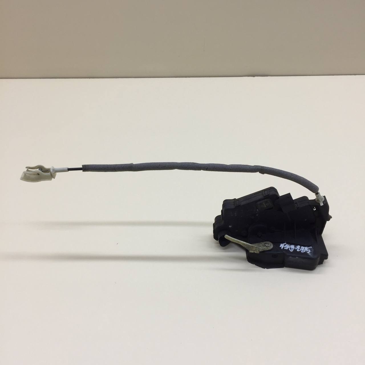 Замок двери передней правой BMW 3-series E46 1998-2005