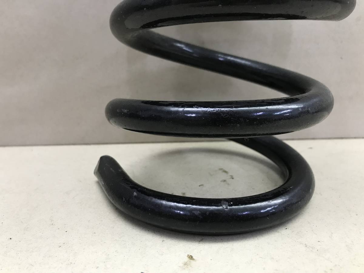 Пружина передняя Lada 2131 1997-2013