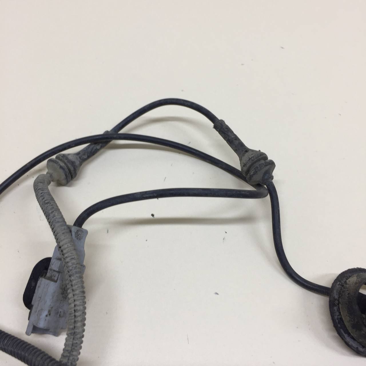 Датчик ABS передний Citroen C5 2008-2016