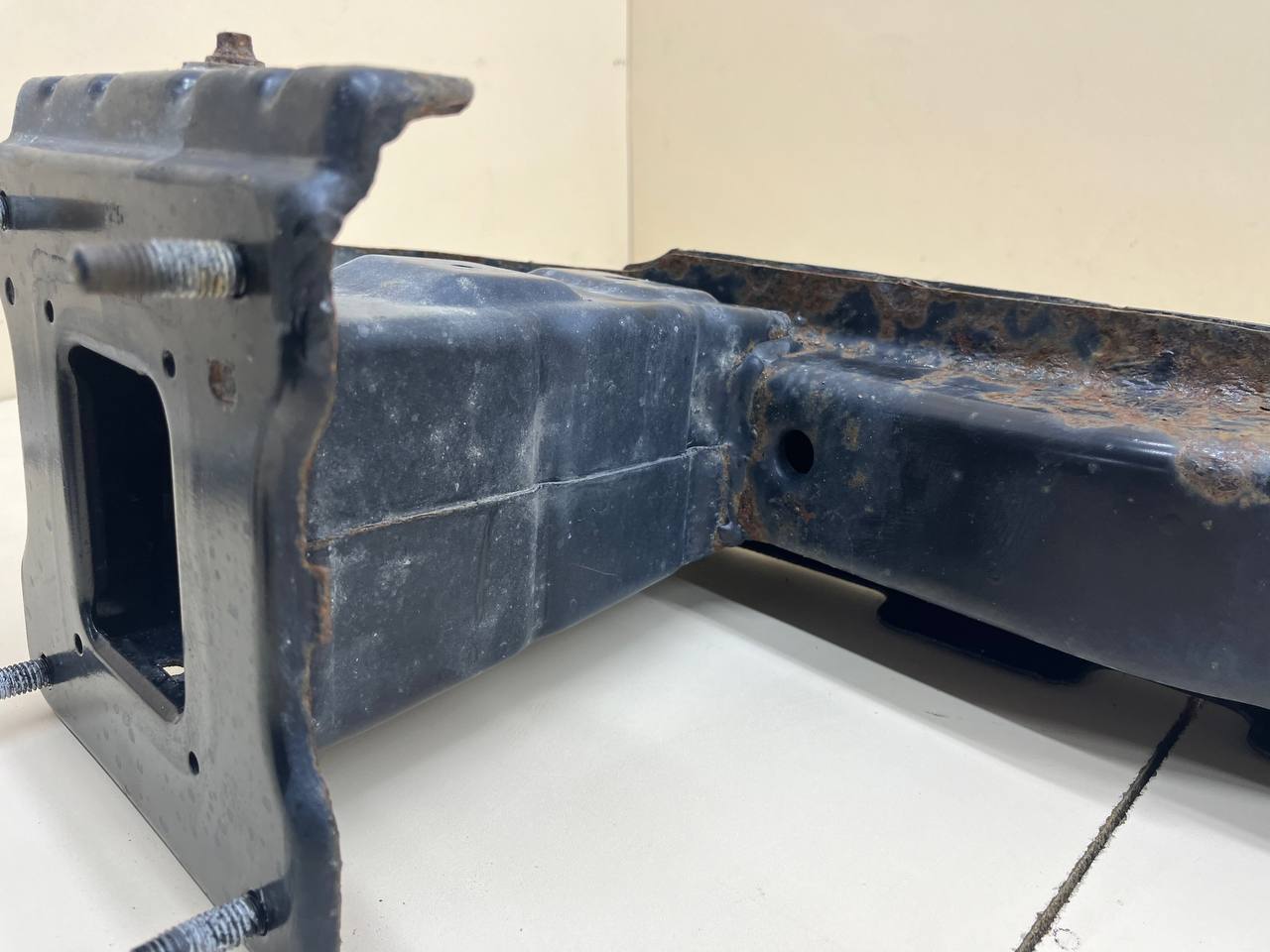 Усилитель заднего бампера Mercedes-Benz M-Class (W166) 2011>