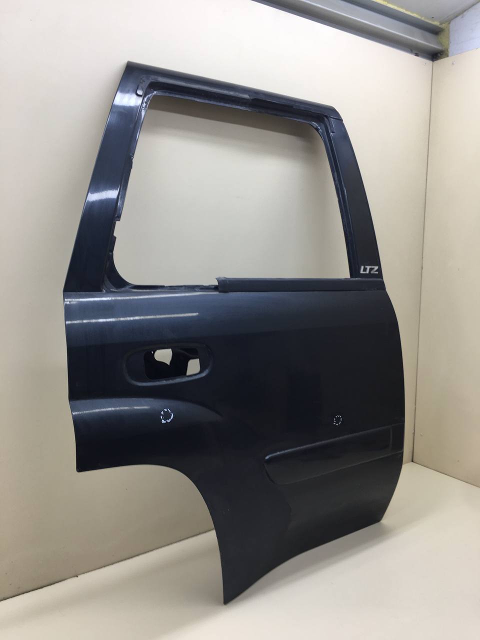 Дверь задняя правая Chevrolet TrailBlazer (GMT360) 2001-2010