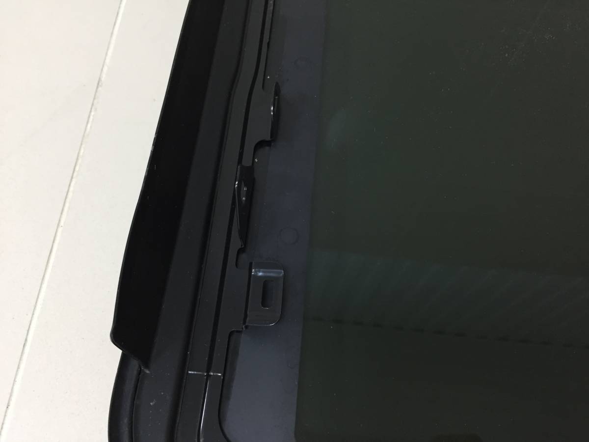 Стекло люка/крыши Lexus Lexus LS500 2017>