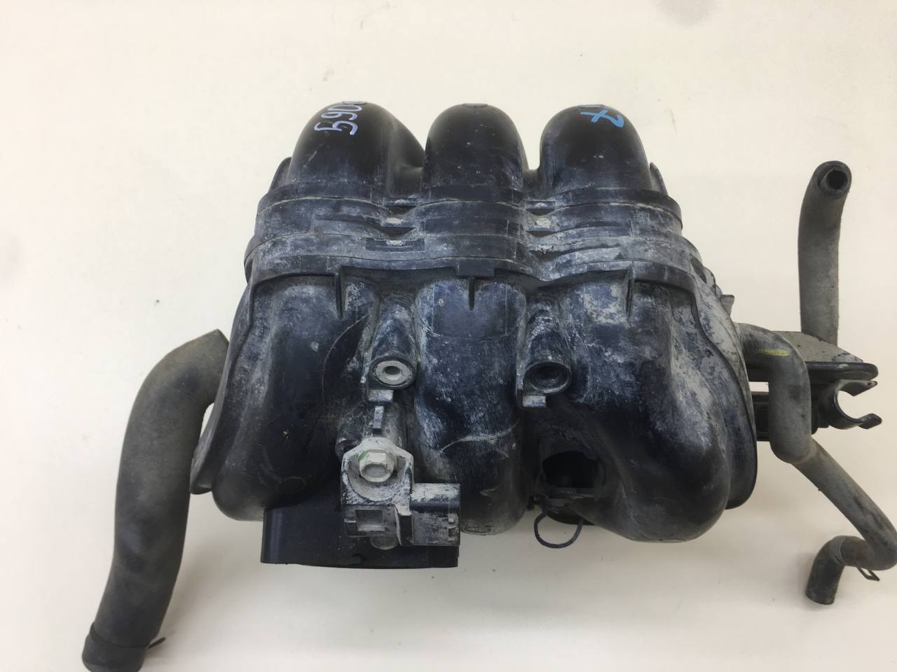 Коллектор впускной Peugeot 107 2006-2014