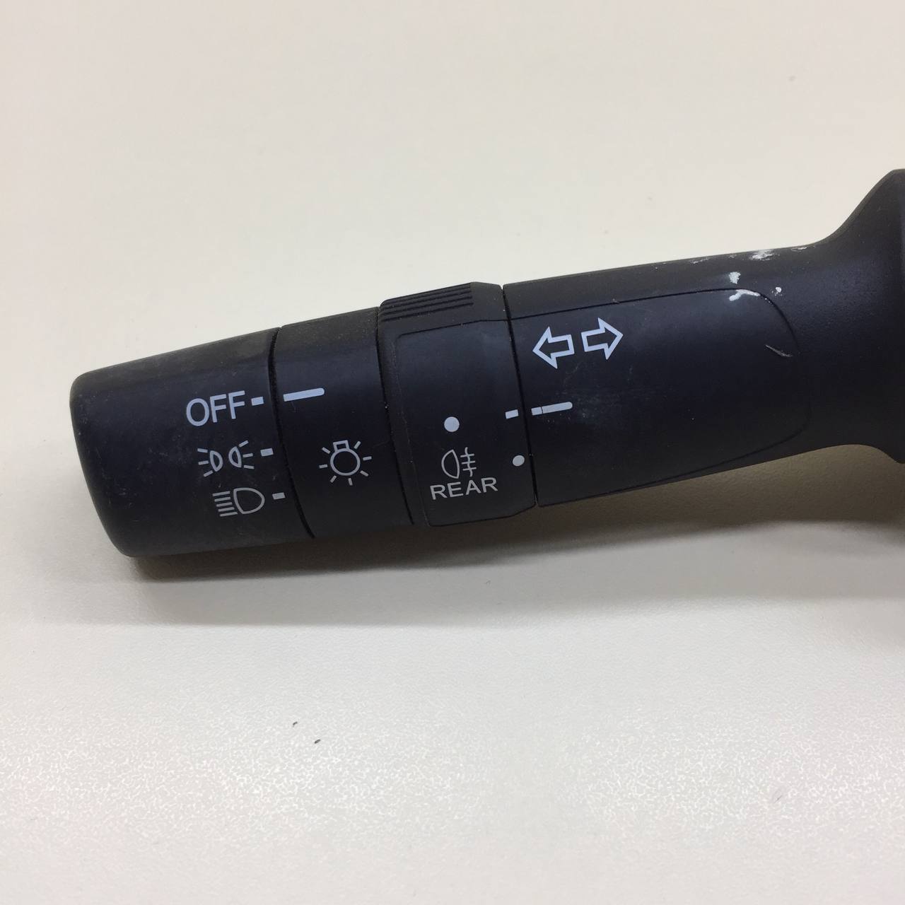 Переключатель поворотов подрулевой Honda Civic 5D 2012>