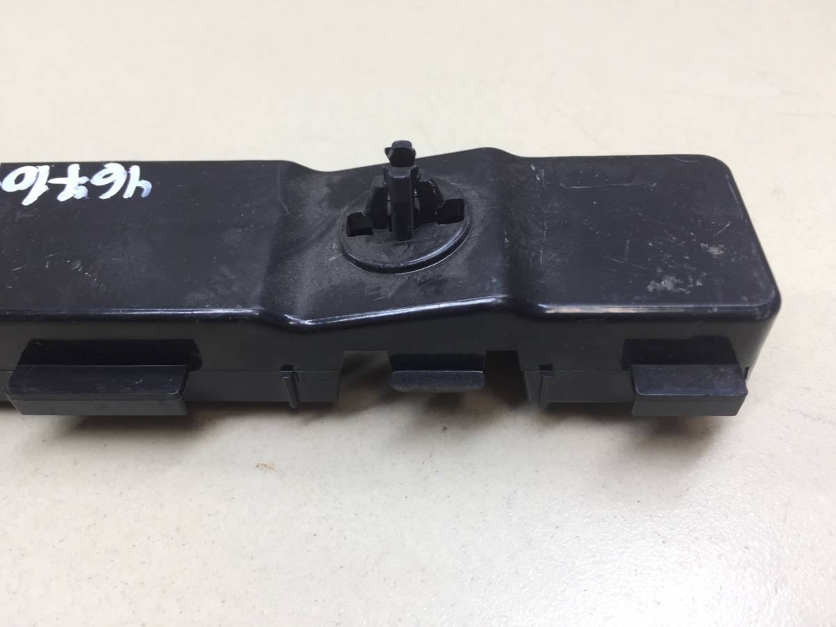 Кронштейн переднего бампера левый Lifan Smily 2008-2017