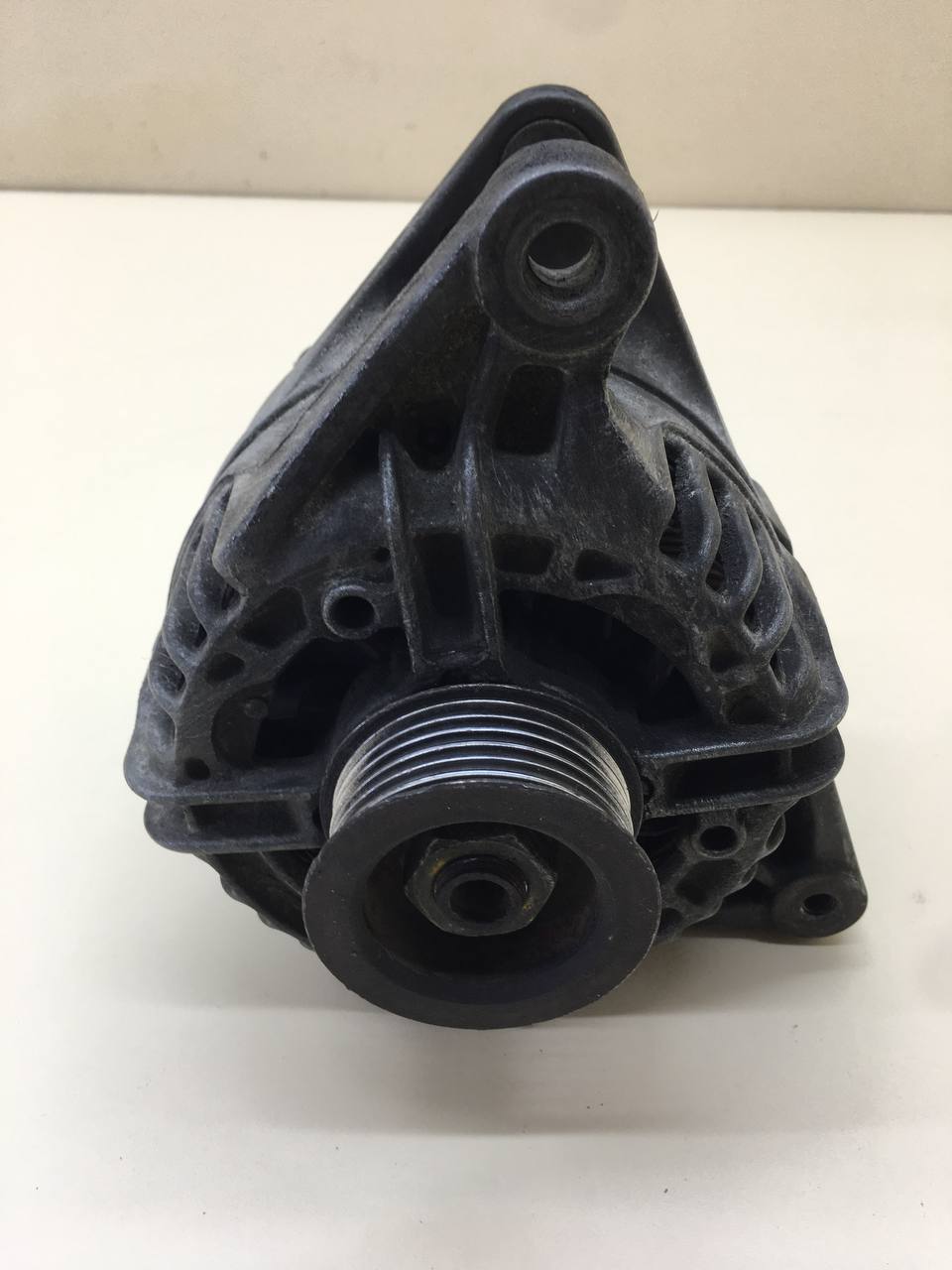 Генератор Toyota Corolla E120 2001-2007