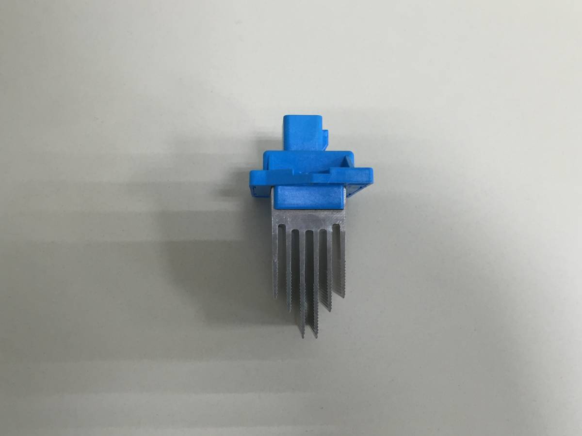 Резистор отопителя Genesis G70 2017-2022