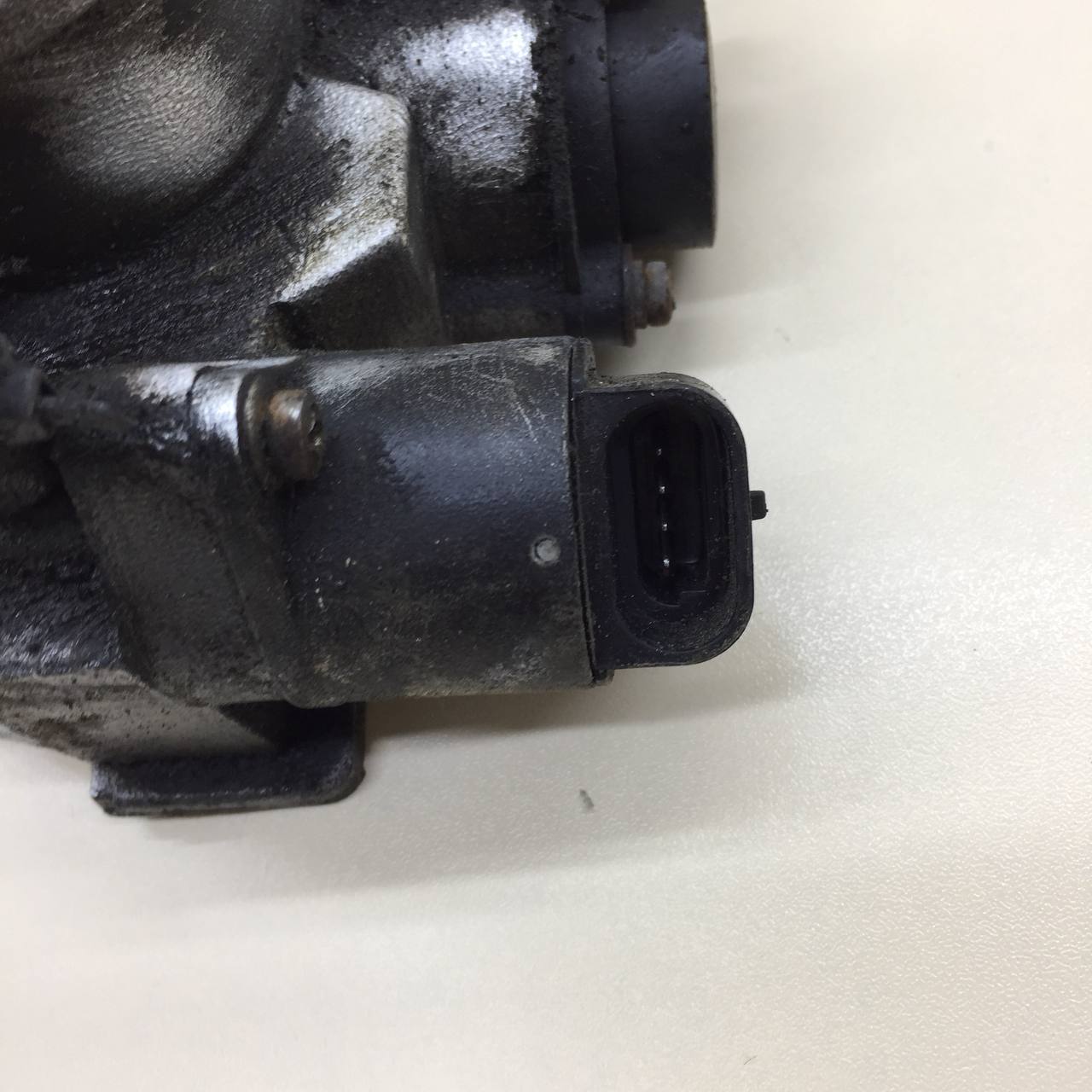 Заслонка дроссельная механическая Chevrolet Niva 2009-2020