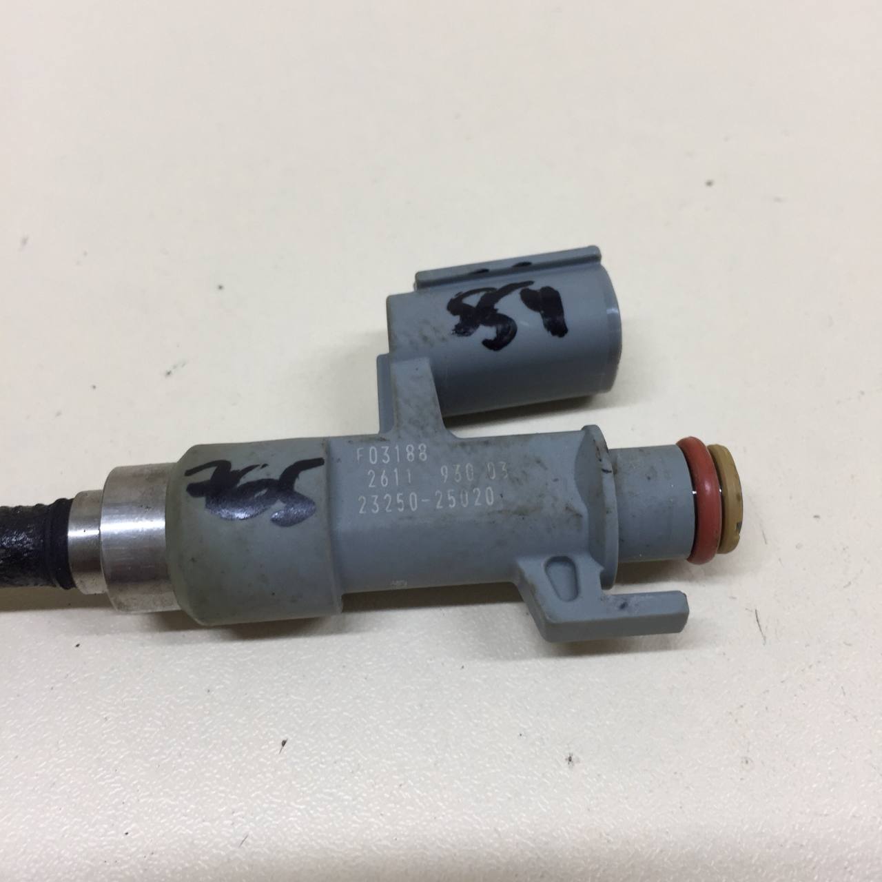 Форсунка инжекторная электрическая Toyota Rav 4 (XA50) 2018>