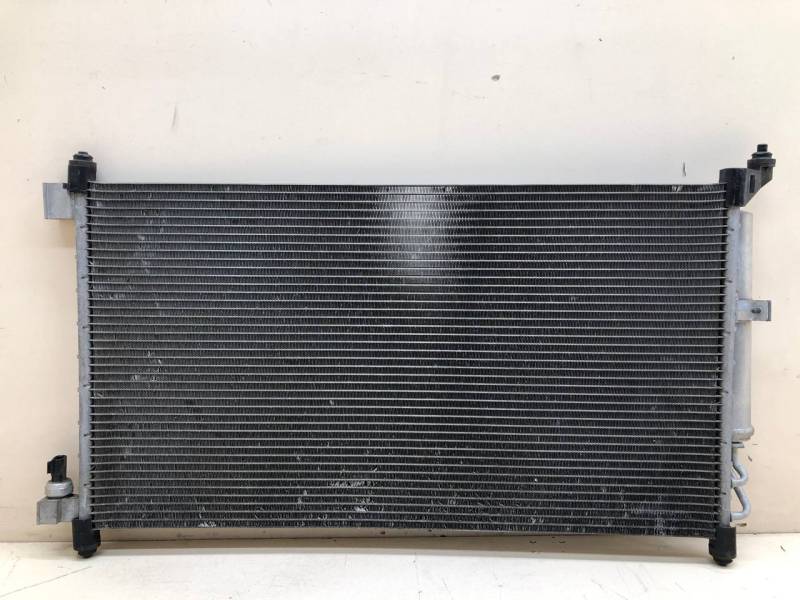 Радиатор кондиционера (конденсер) Nissan Juke (YF15) 2011-2020