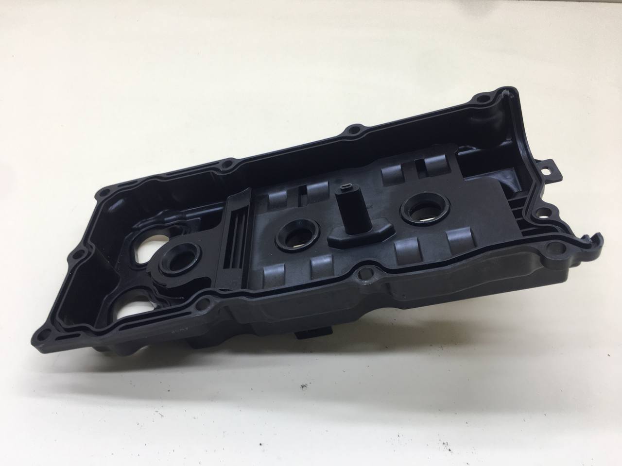 Крышка головки блока (клапанная) Nissan Skyline (V36) 2006-2014