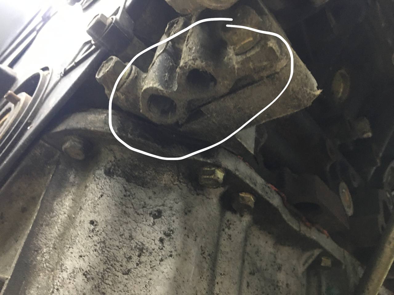 Двигатель Mitsubishi Diamante 2 (F3, F4) 1994-2005г