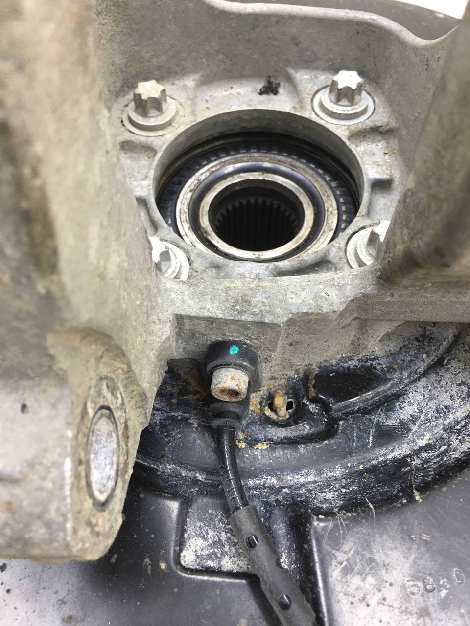 Кулак поворотный задний правый BMW X5 E53 2000-2007