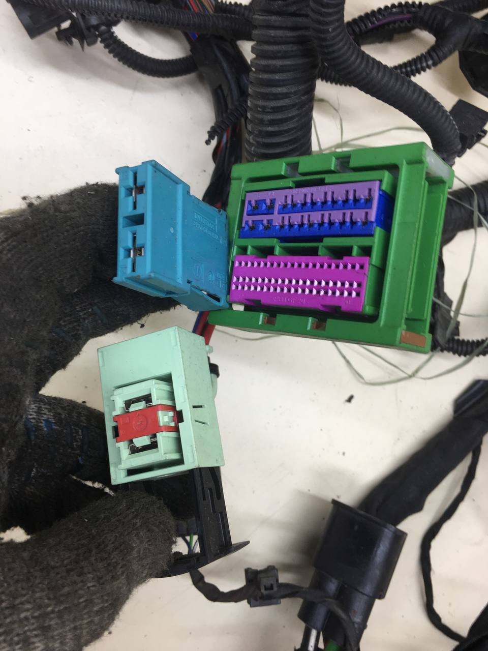 Проводка двс Volvo V60 2010-2013