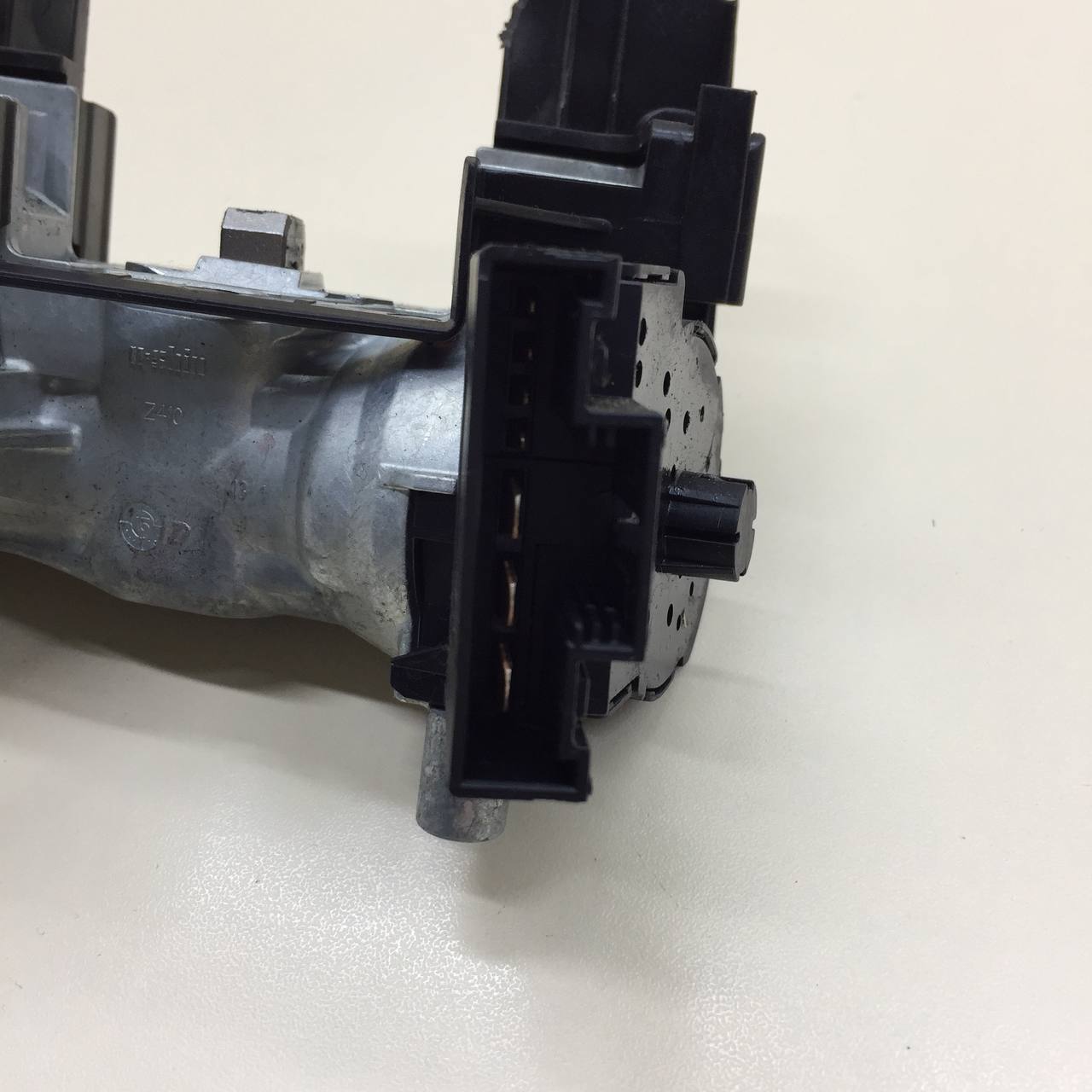 Замок зажигания Skoda Rapid 2012-2020