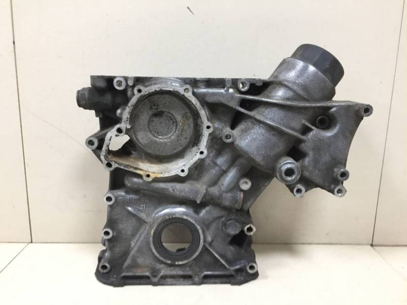 Крышка двигателя передняя Mercedes-Benz C-Class (W203) 2000-2007