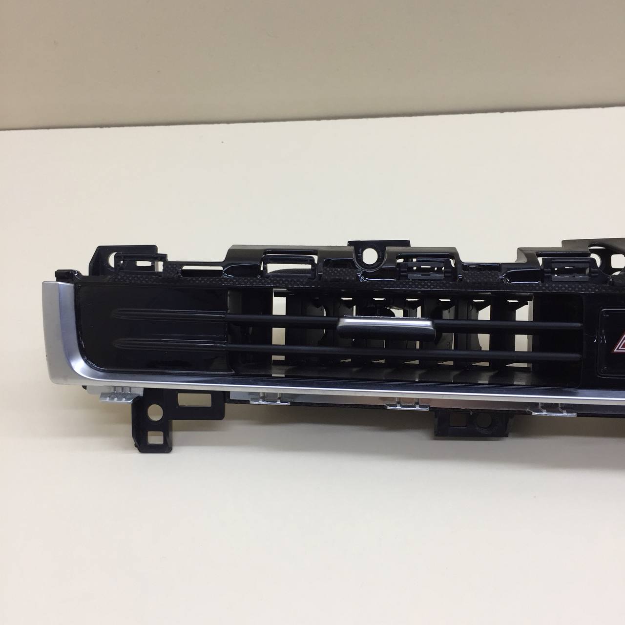 Дефлектор воздушный Chery Arrizo 8 2022>